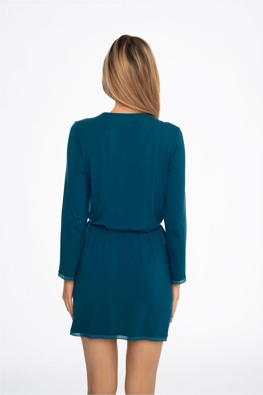 Peignoir model 192657 Henderson