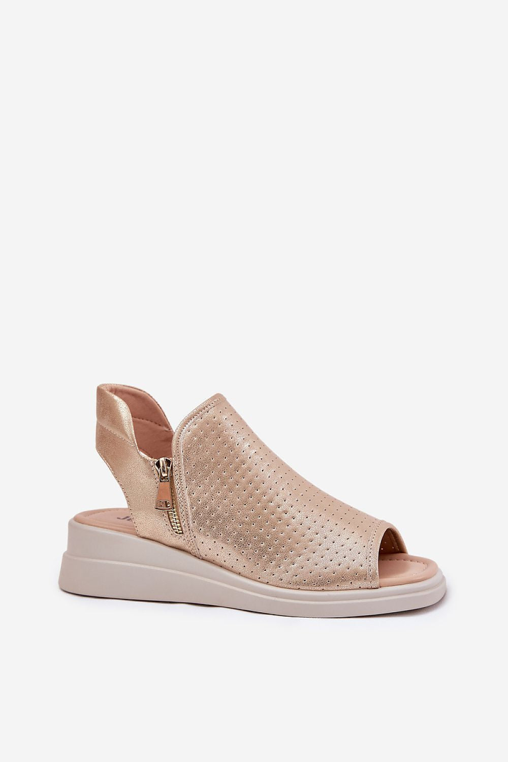 Cothurnes model 211946 Step in style