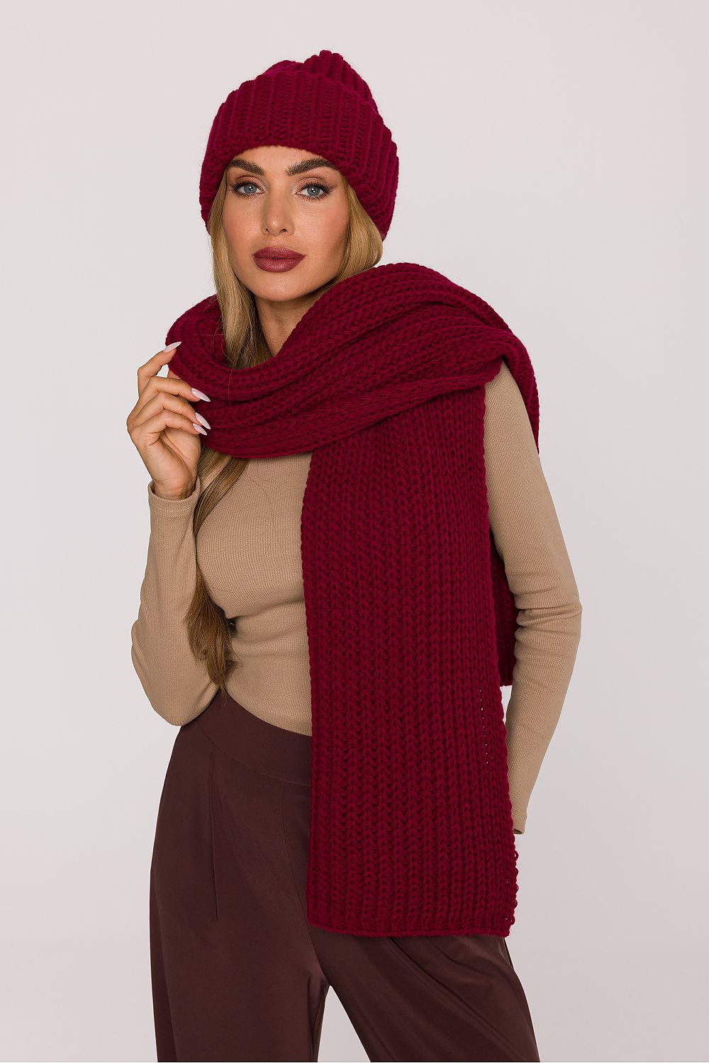 Châle model 219552 Moe