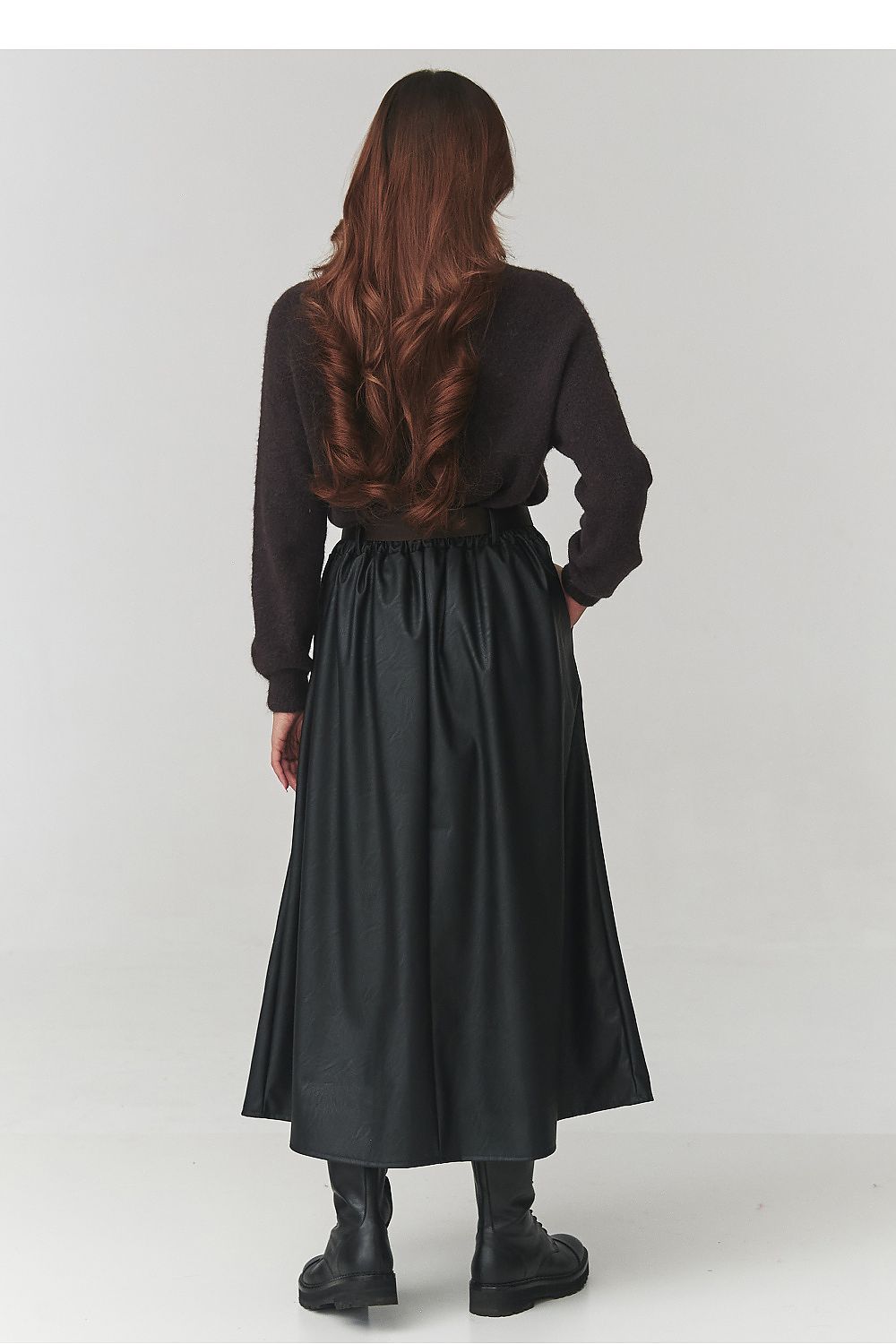 Jupe model 220783 Makadamia