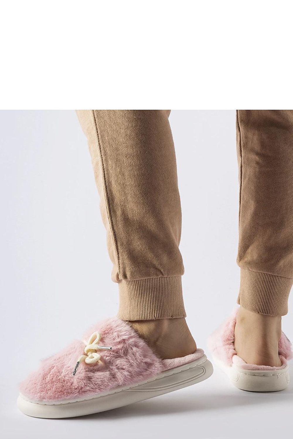 Pantoufles model 223120 Solea - Nainette.fr