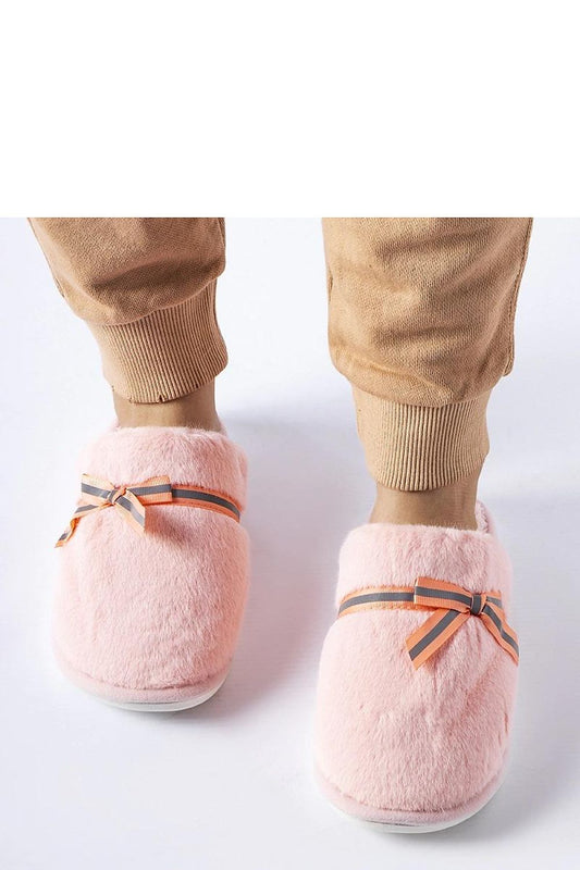 Pantoufles model 223123 Solea - Nainette.fr