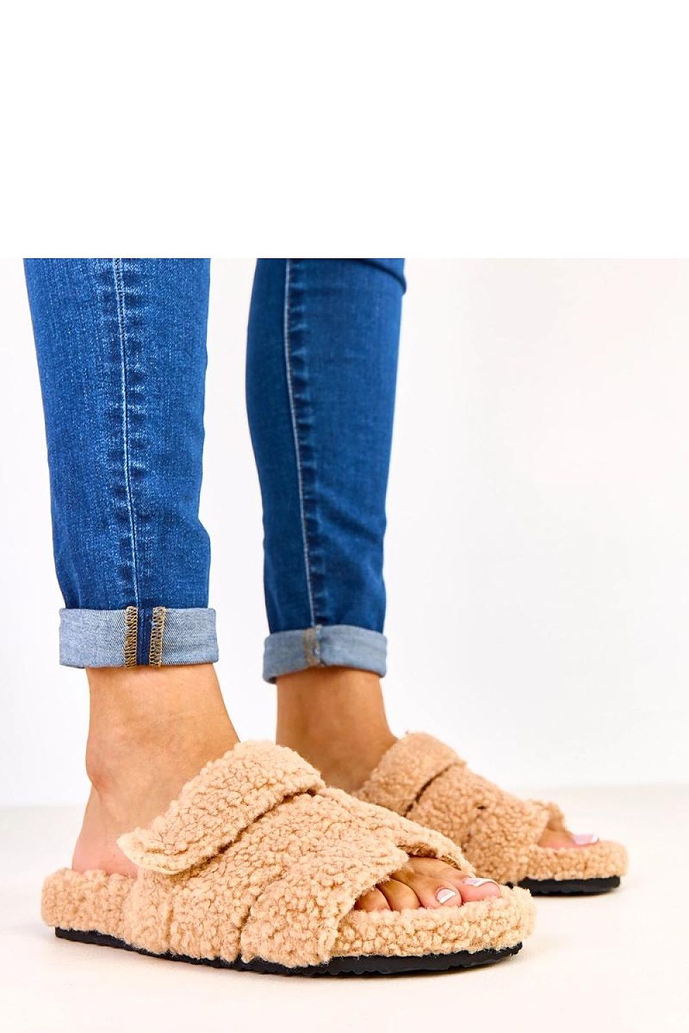 Pantoufles model 223135 Solea - Nainette.fr