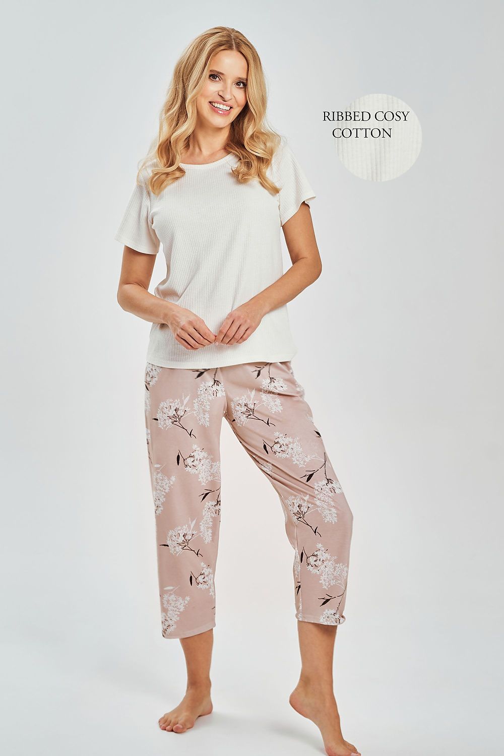 Pyjama model 223427 Taro