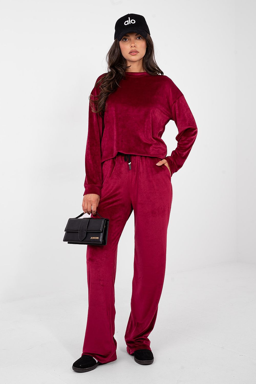 L`ensemble model 223585 Lakerta