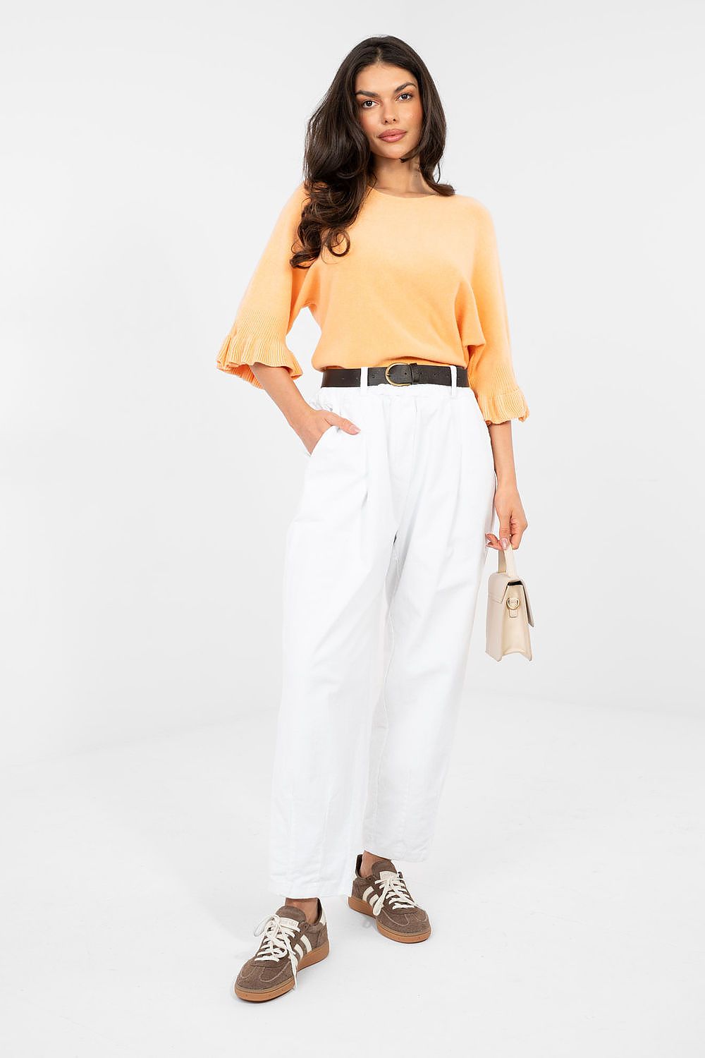 Pantalon en velours côtelé model 224384 Italy Moda