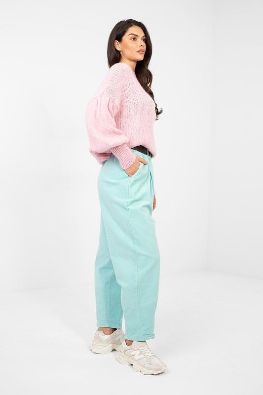 Pantalon en velours côtelé model 224385 Italy Moda