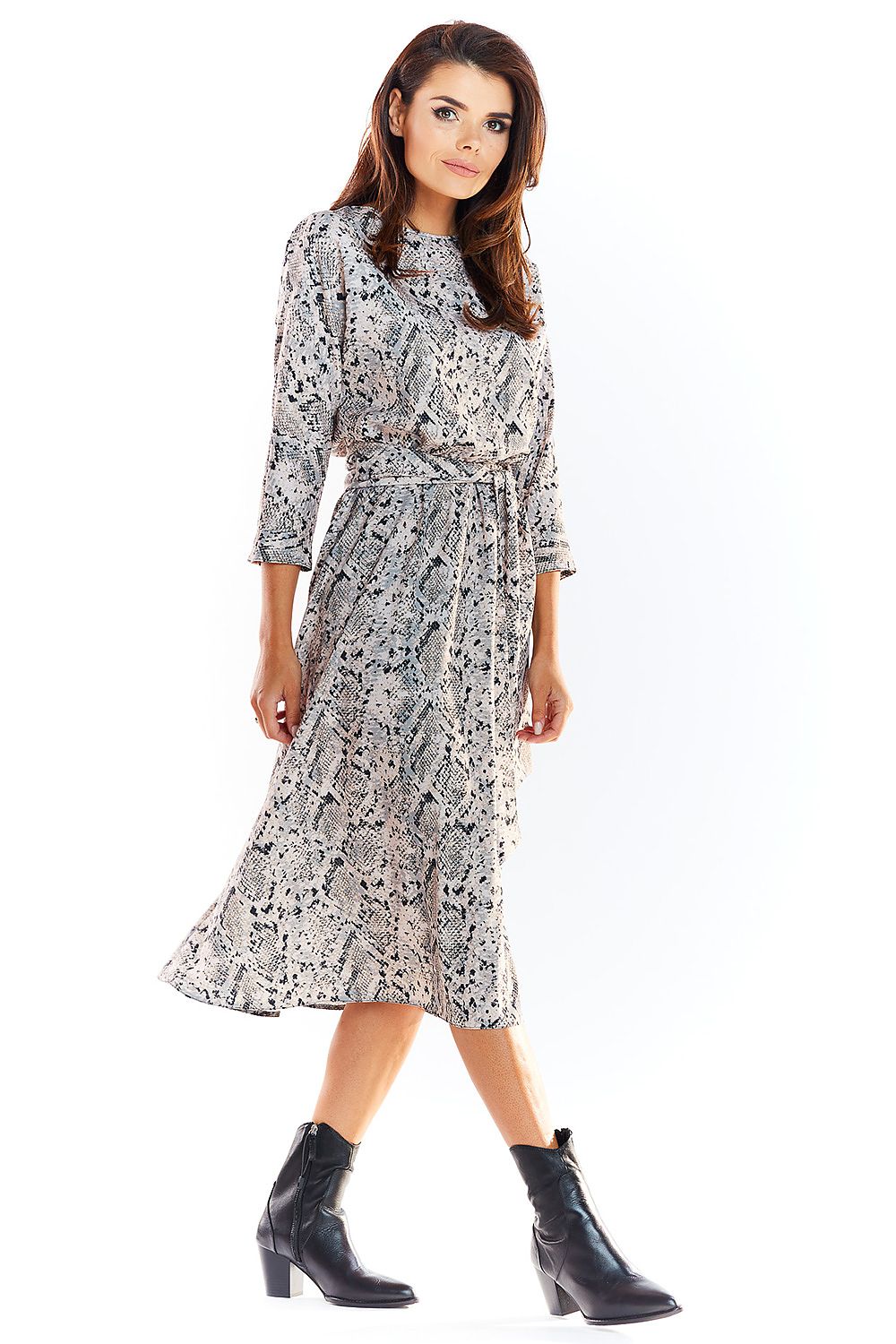 Robe de jour model 139499 awama