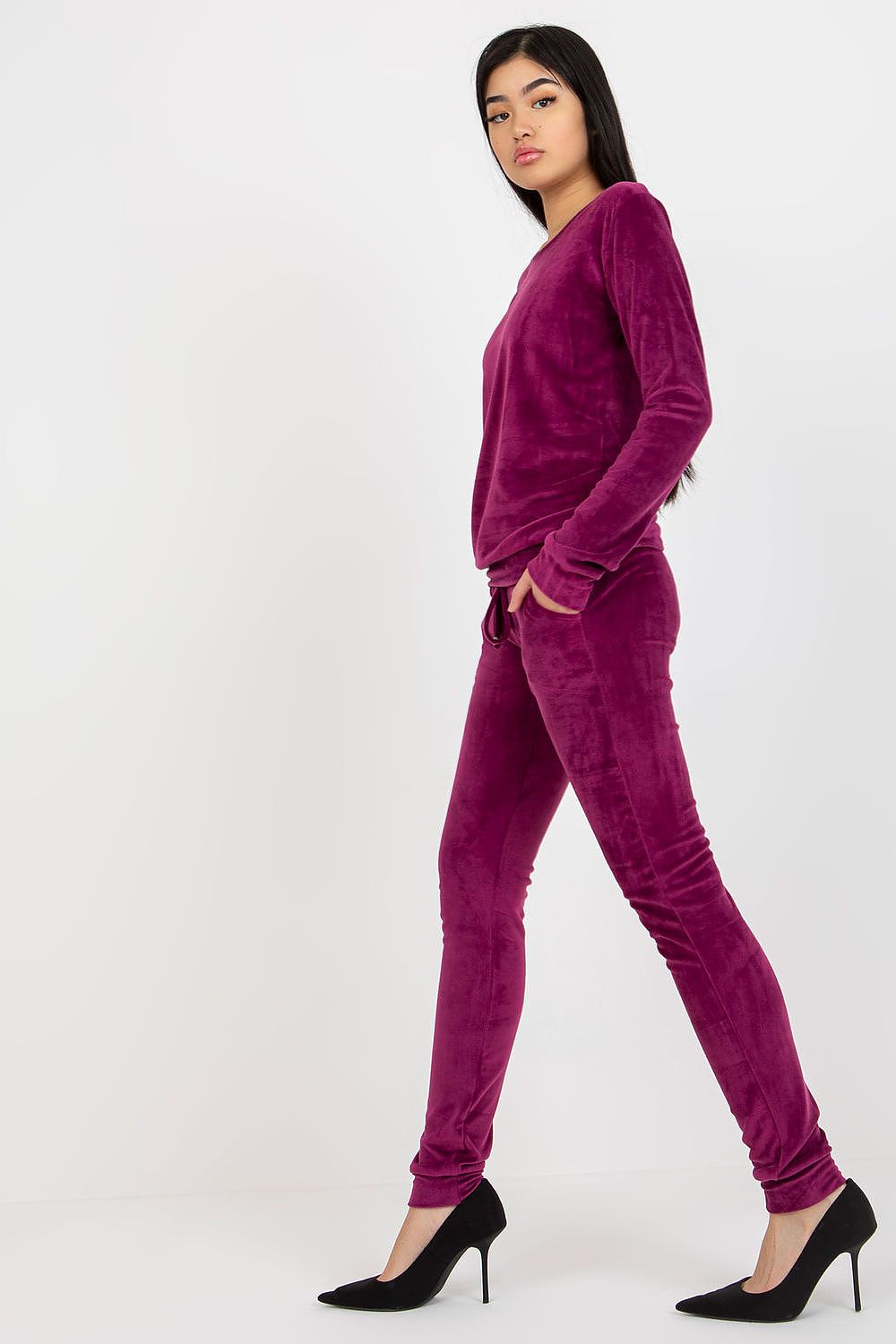 L`ensemble model 175105 Rue Paris