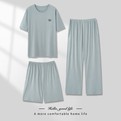 Ensemble trois pièces pour la maison.