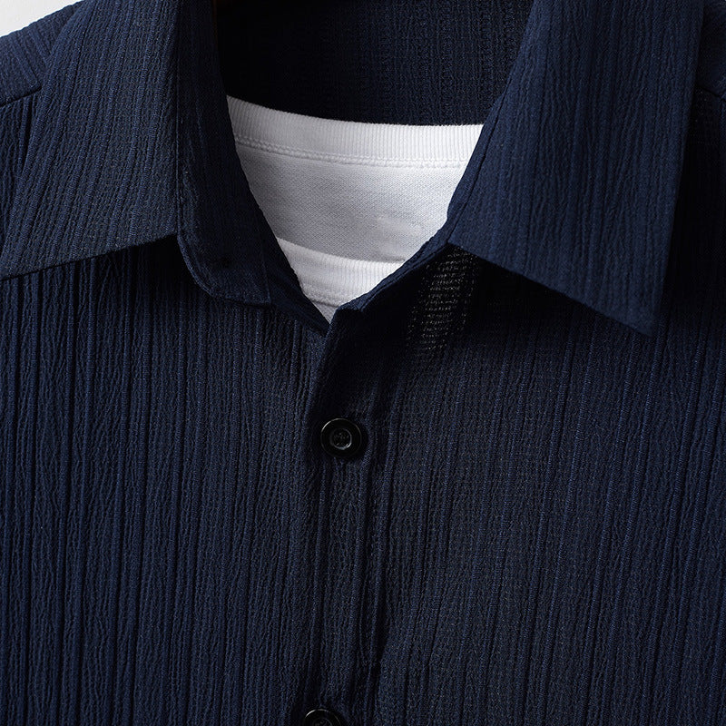 Ensemble chemise rayée à manches courtes et revers boutonné