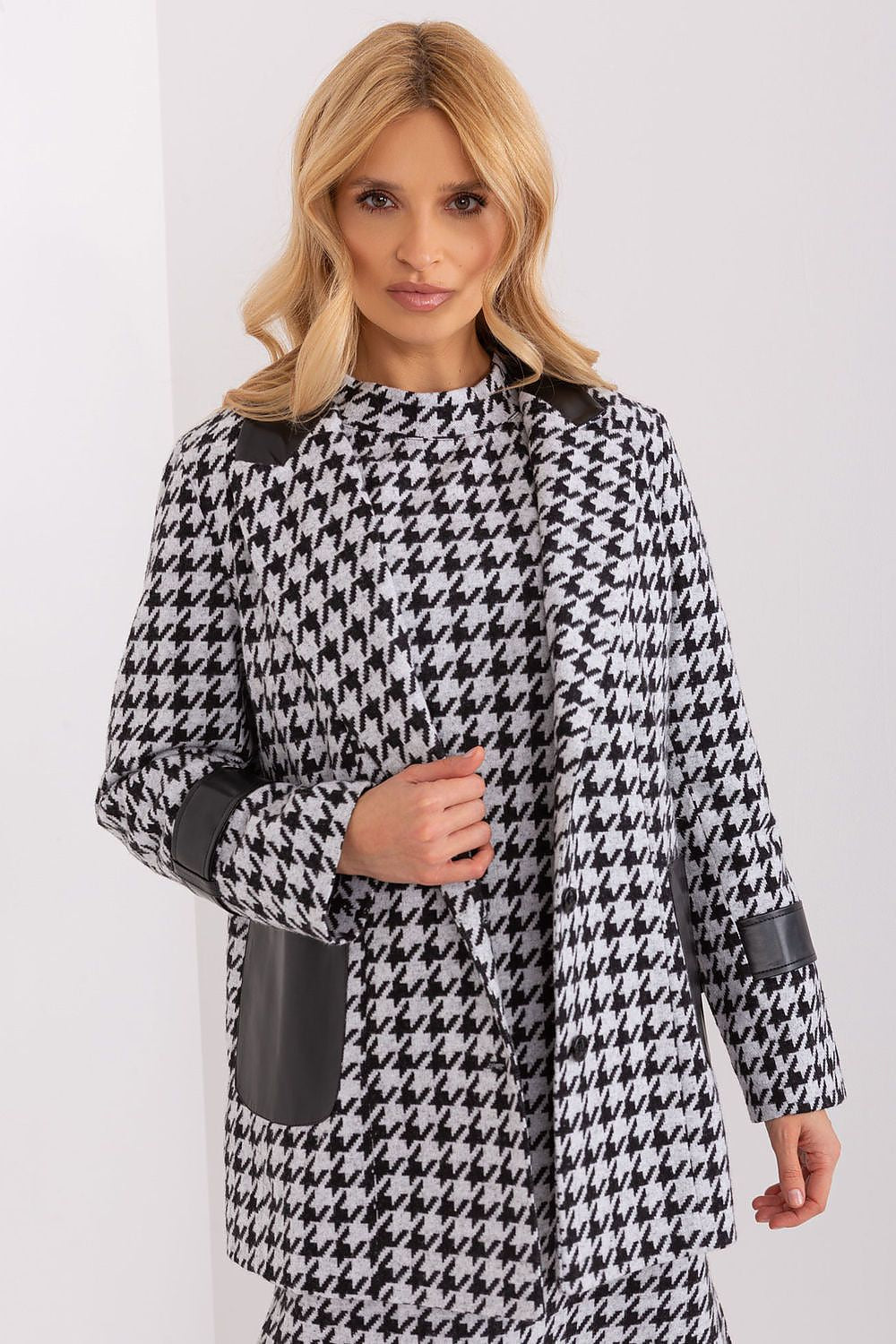  Veste model 191573 Lakerta 