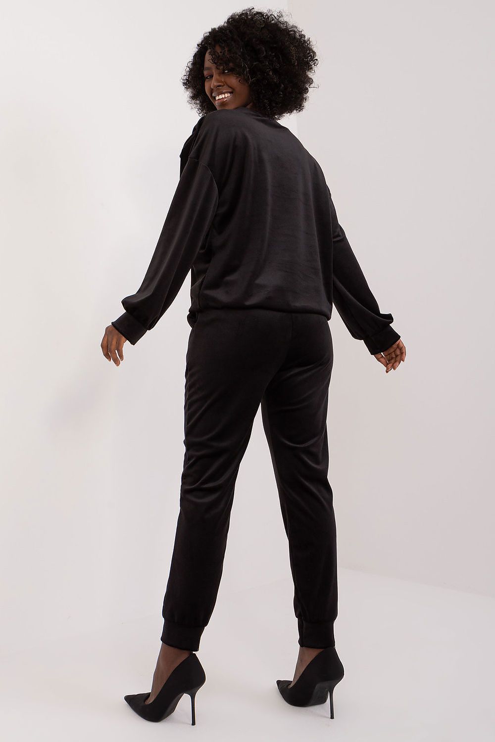  L`ensemble model 193018 Italy Moda 