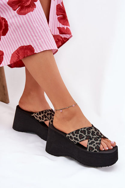  Clacquettes model 210168 Step in style 