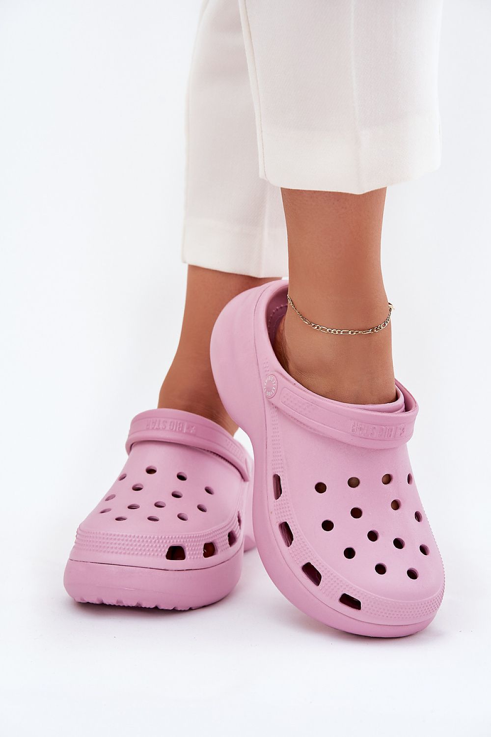  Clacquettes model 215959 Step in style 