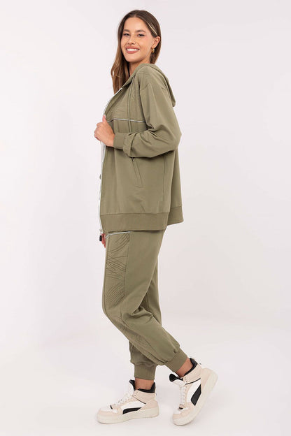  L`ensemble model 218608 Relevance 