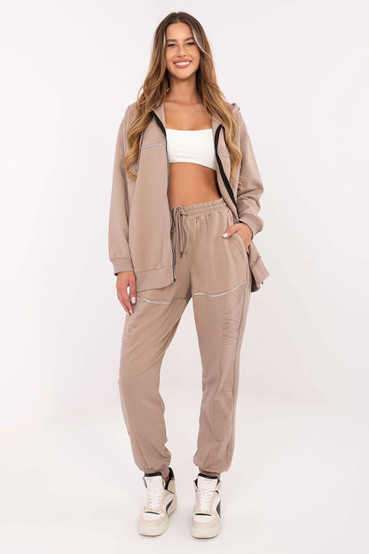  L`ensemble model 218609 Relevance 