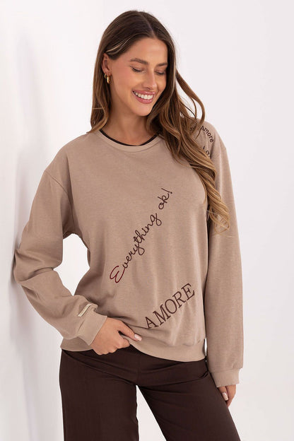  Sweatshirt model 220416 Relevance 
