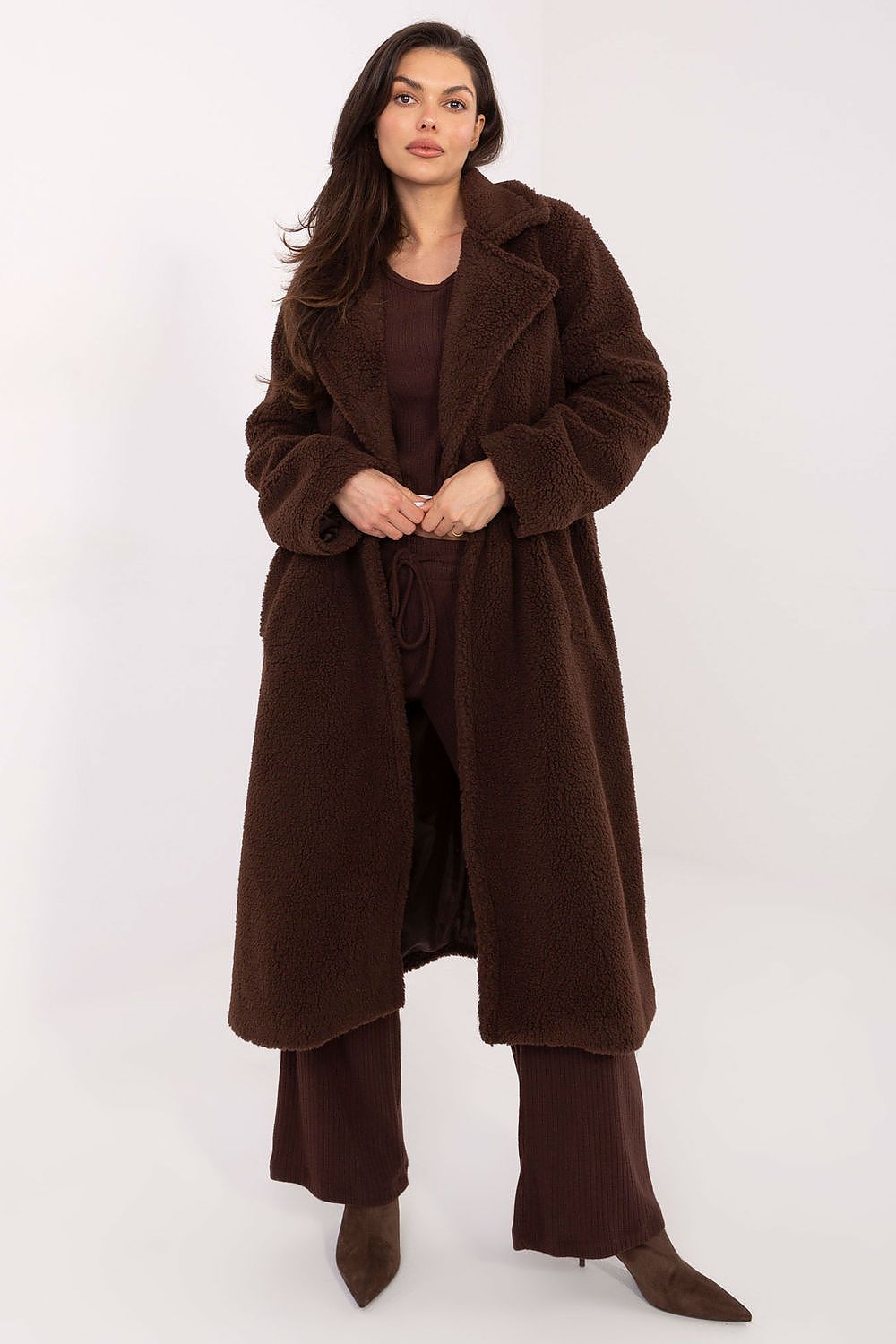  Manteau model 221384 Factory Price 