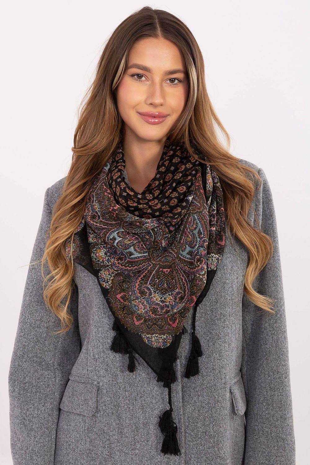 Foulard model 223051 AT - Nainette.fr