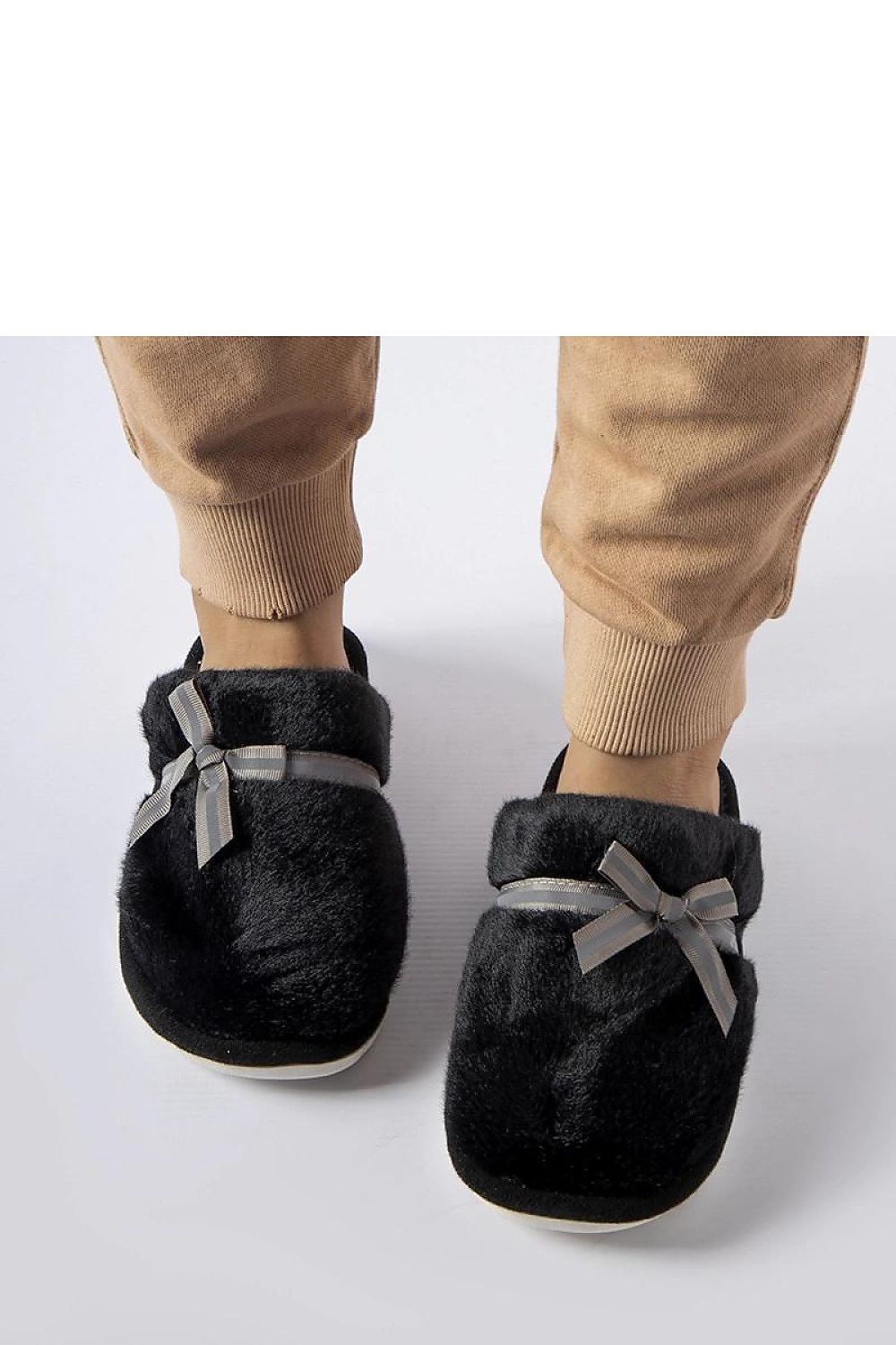 Pantoufles model 223123 Solea - Nainette.fr