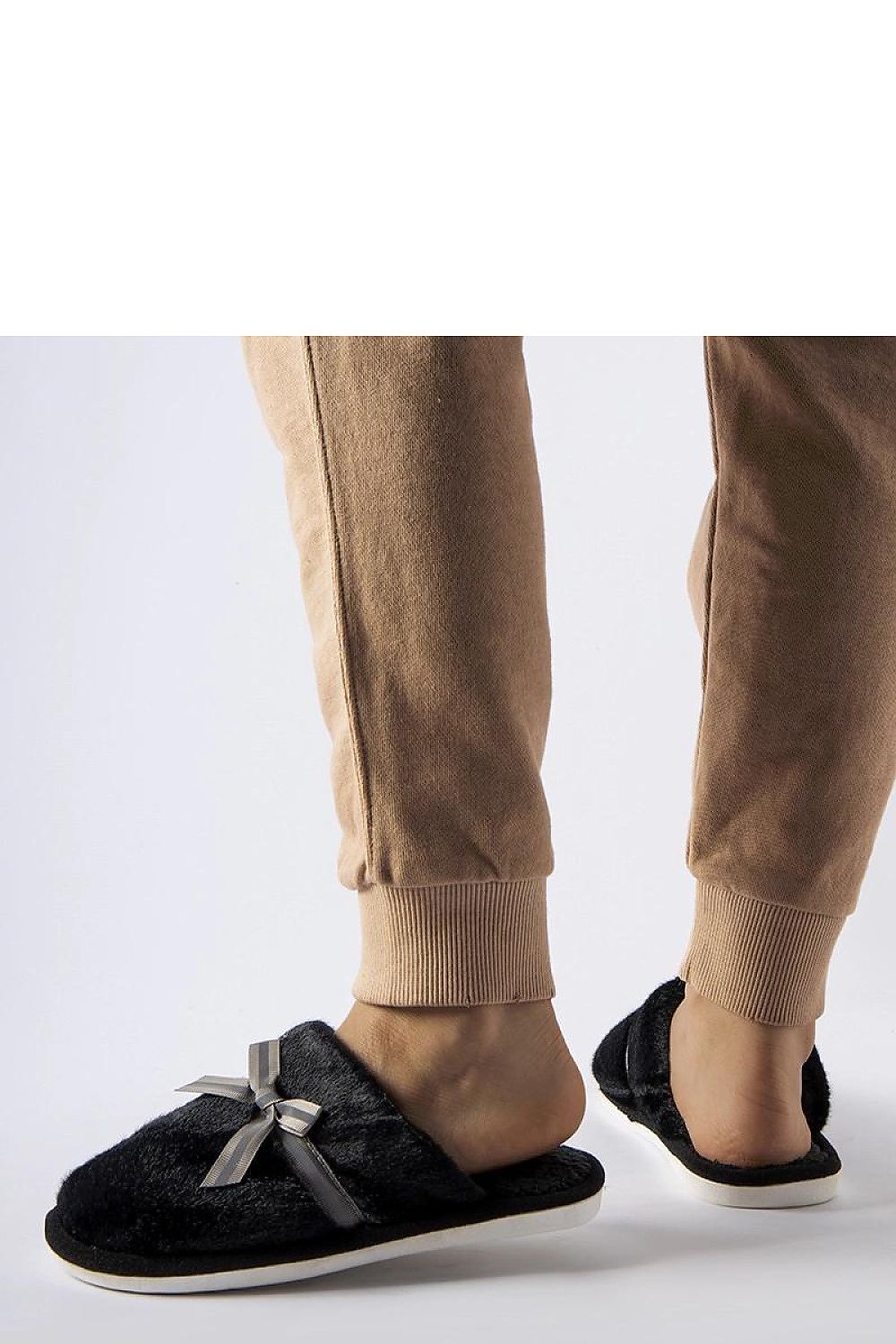 Pantoufles model 223123 Solea - Nainette.fr