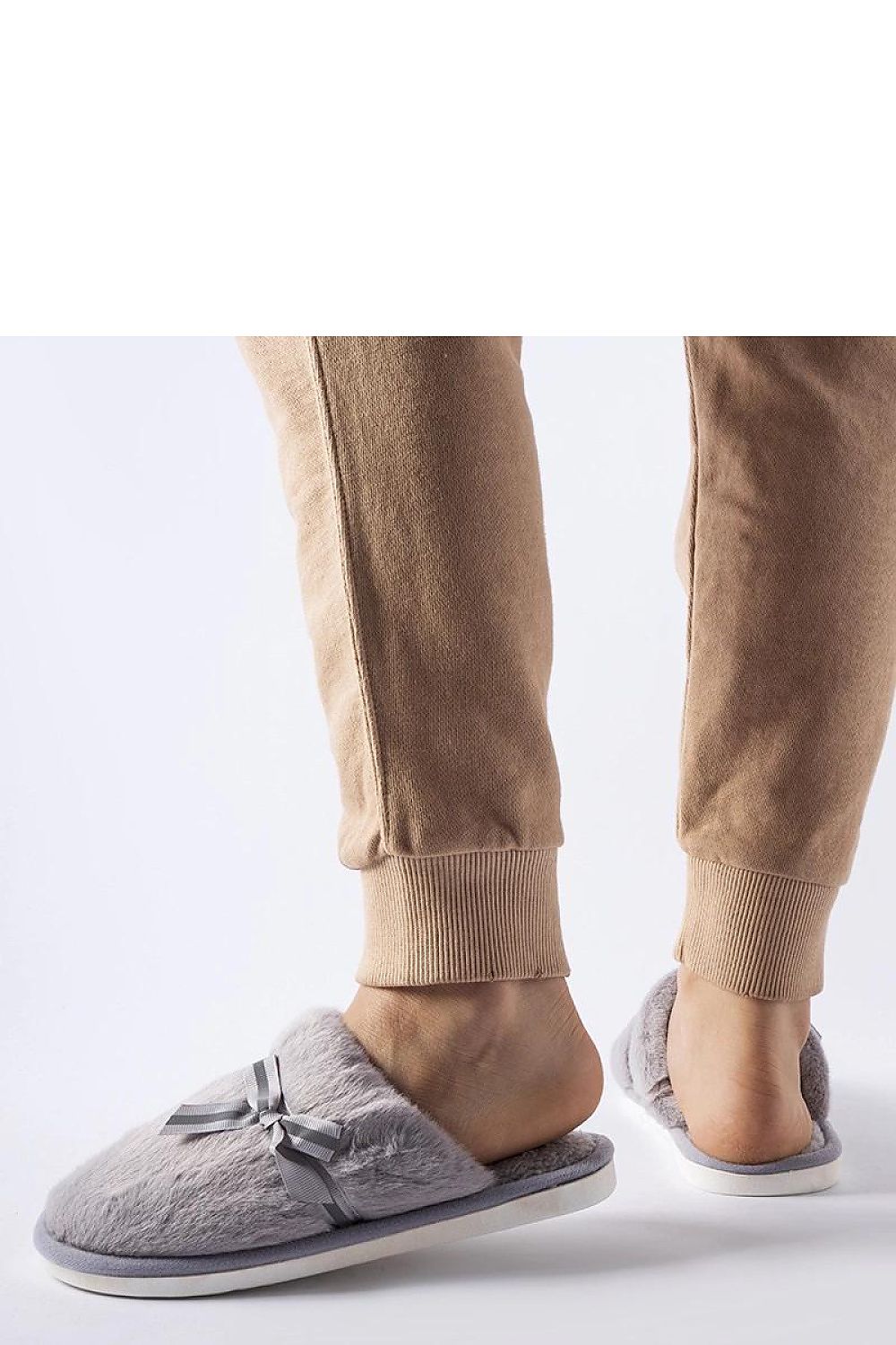 Pantoufles model 223123 Solea - Nainette.fr