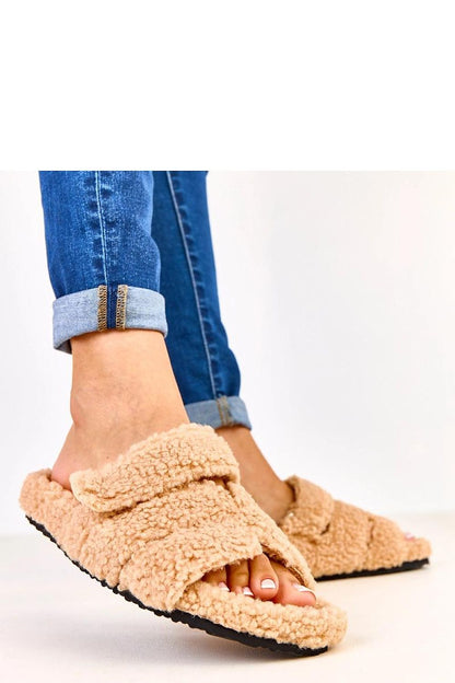 Pantoufles model 223135 Solea - Nainette.fr