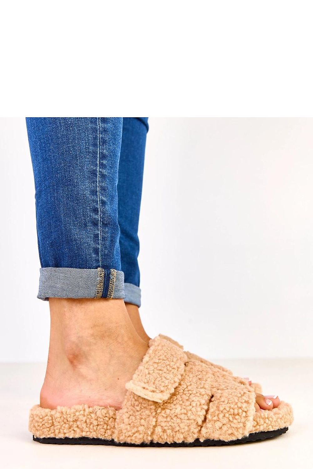 Pantoufles model 223135 Solea - Nainette.fr