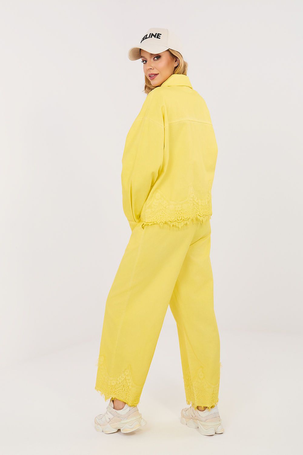  Jean model 223942 Rue Paris 