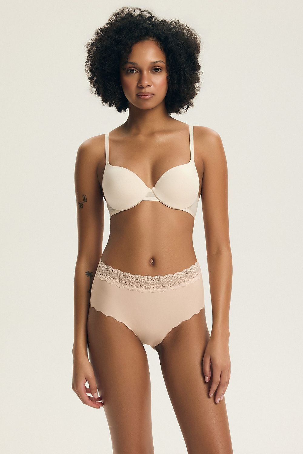  L`ensemble model 223980 Henderson 