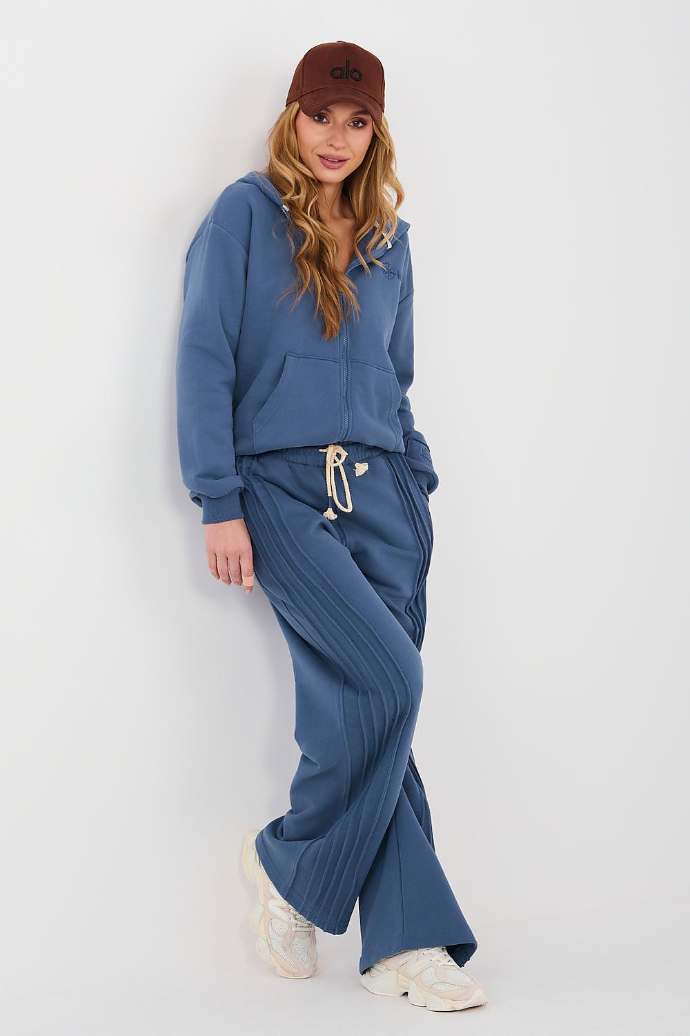  Pantalon survêtement model 224122 Factory Price 