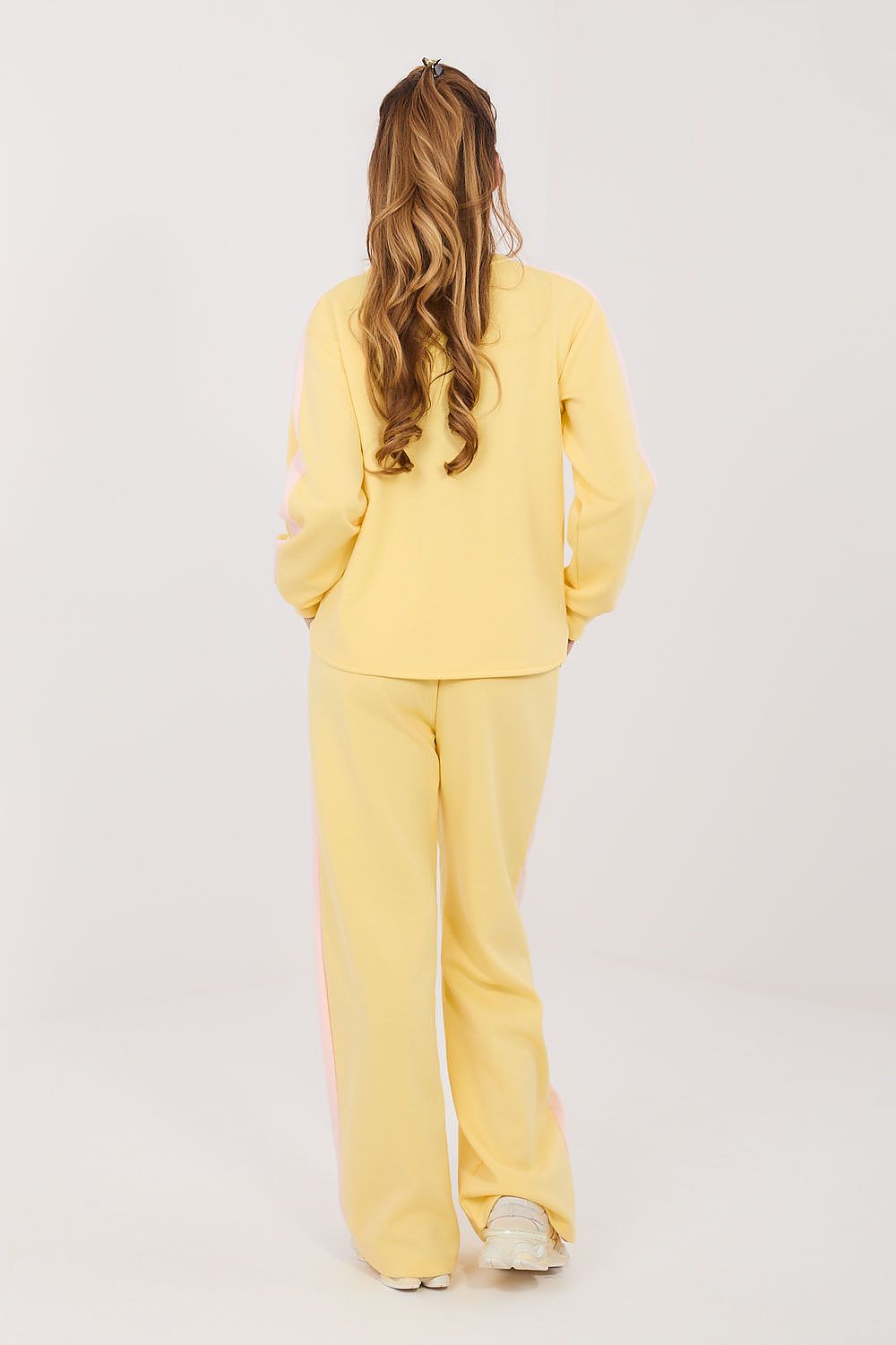  L`ensemble model 224273 Rue Paris 