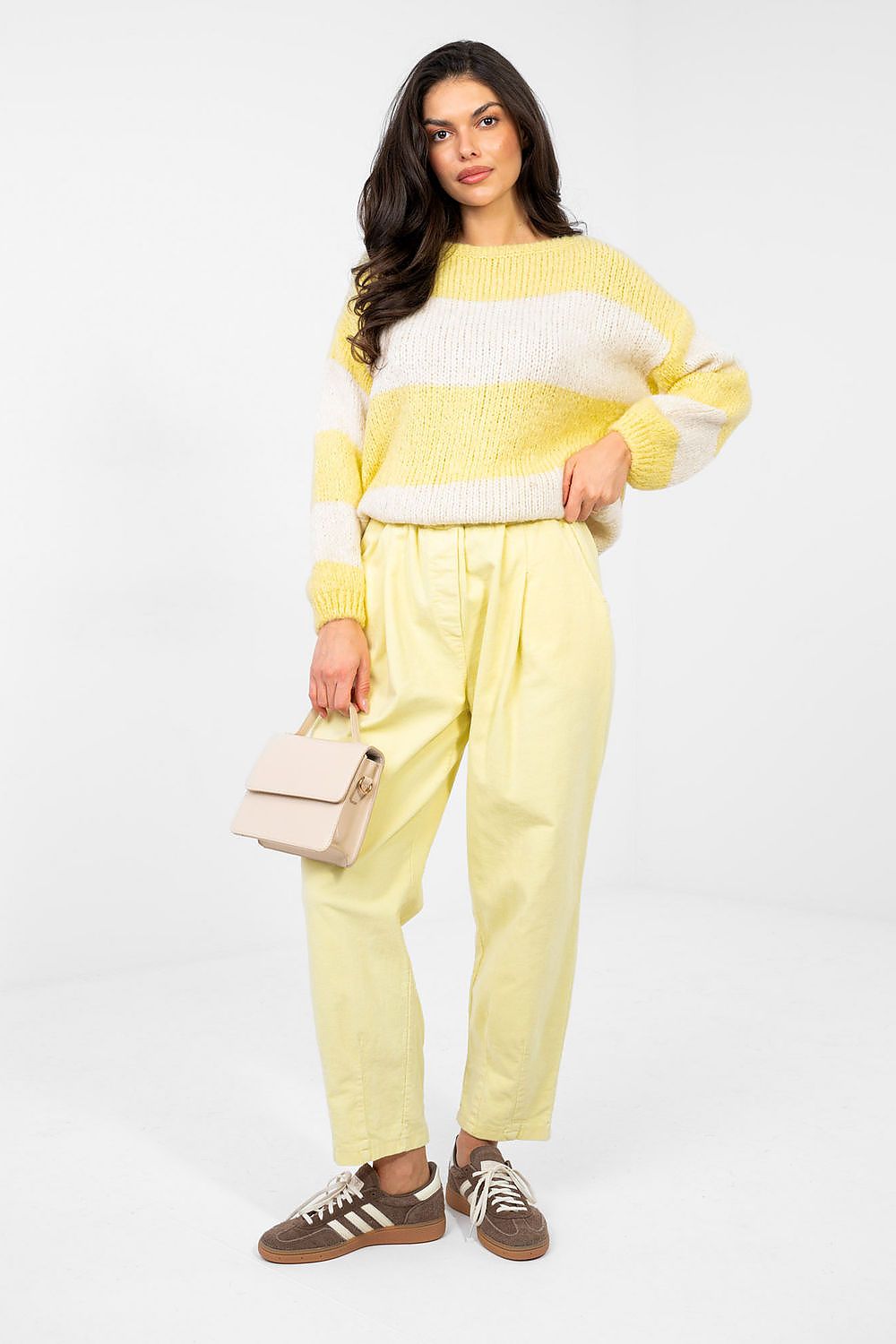  Chandail model 224389 Italy Moda 