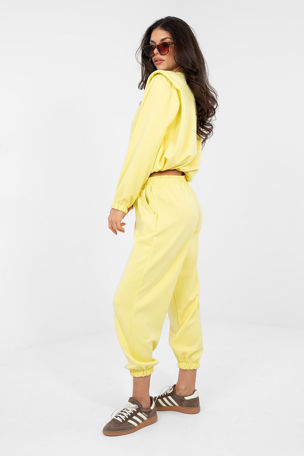  L`ensemble model 224461 Rue Paris 