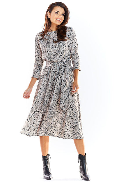  Robe de jour model 139499 awama 