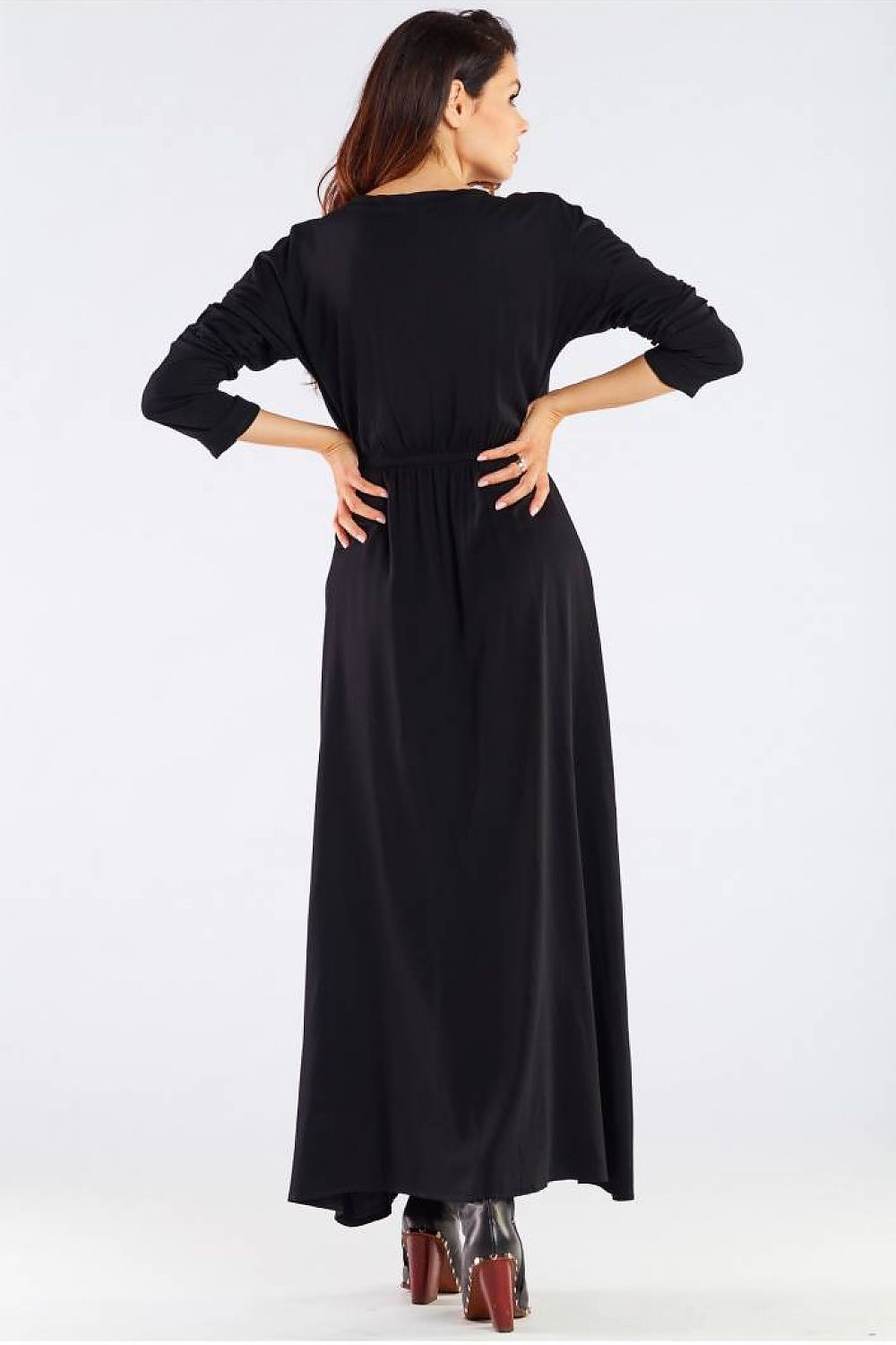  Robe de jour model 158619 awama 