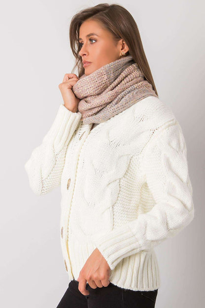  Châle model 161162 AT 