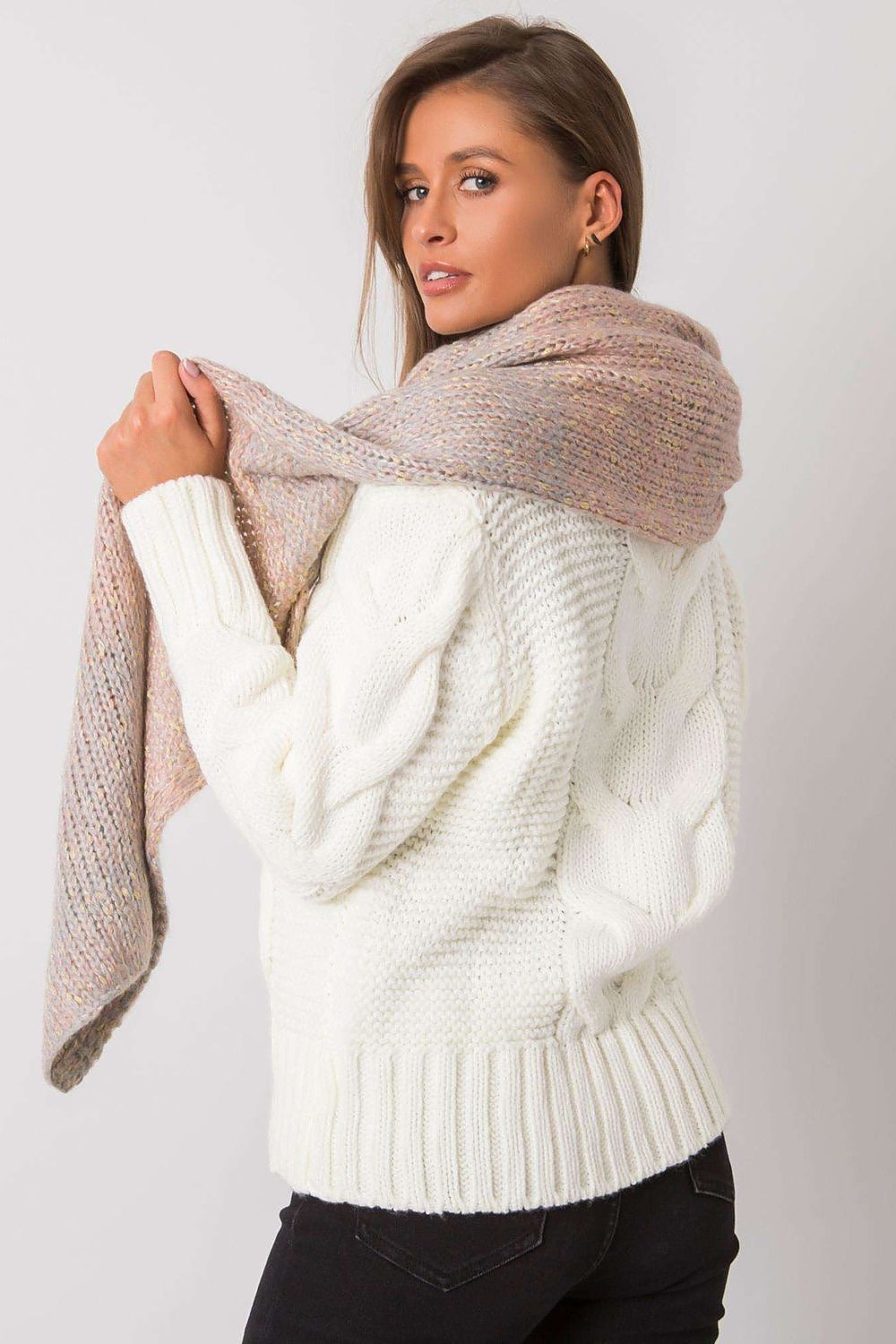  Châle model 161162 AT 