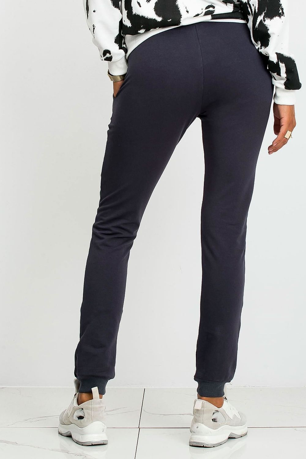  Pantalon survêtement model 161326 BFG 