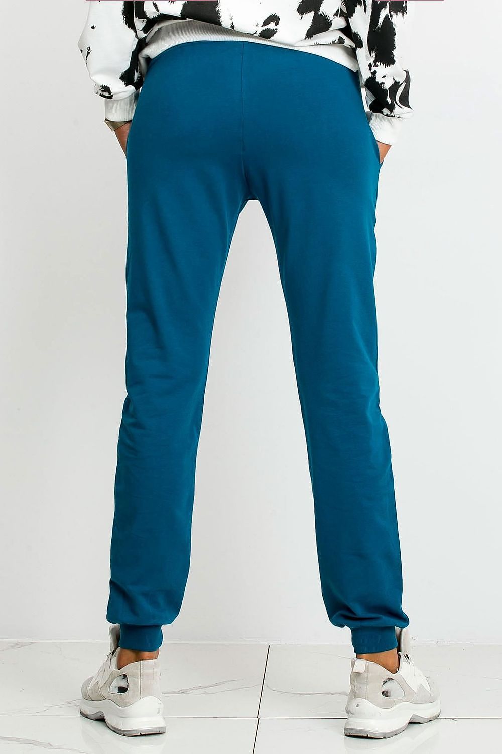  Pantalon survêtement model 161328 BFG 