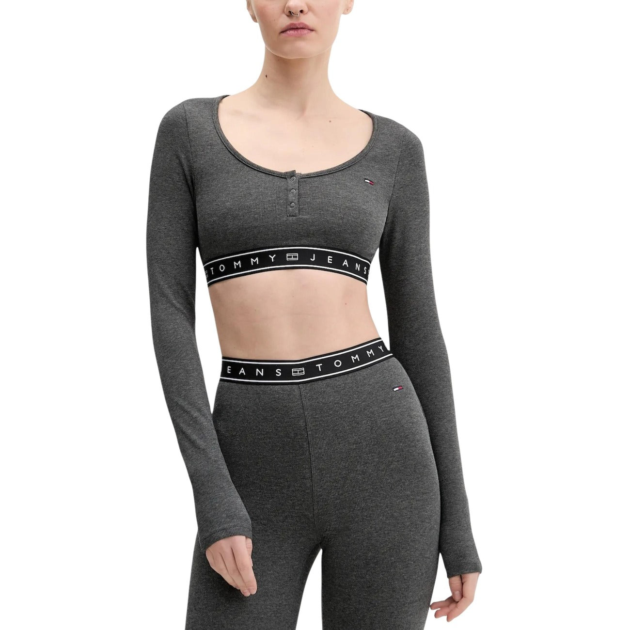 Tommy Hilfiger Jeans Femme T-Shirts nainette.fr